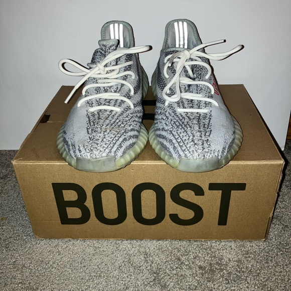 Adidas Yeezy 350 Zebras - Picture 2 of 5